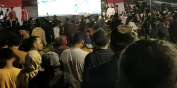 Dihadiri Bupati Limi Mokodompit, Nobar di Kecamatan Lolak Meriah