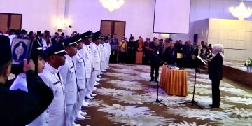 Wali Kota Tatong Bara Lantik 15 Sangadi Periode 2022-2028