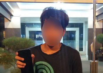 Tim Resmob Polresta Manado Amankan Terduga Pelaku Pencurian Handphone di Toko Malalayang