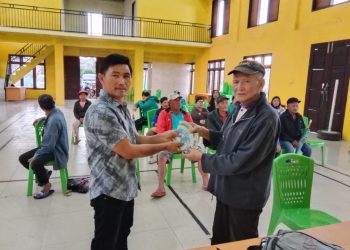Pemdes Bongkudai Selatan Salurkan BLT DD Triwulan IV
