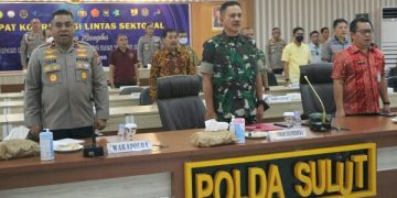 Polda Sulut dan Stake Holder Terkait Ikuti Vicon Rakor Lintas Sektor Kesiapan Pengamanan Nataru