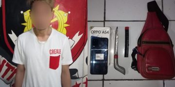 Kedapatan Bawa Pisau Badik Saat Akan Jual Handphone, Pria ini Diamankan Tim Resmob Polres Bitung