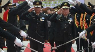 Kapolda Sulut Lepas Personel yang Memasuki Masa Purna Bakti