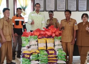 Peduli Masyarakat Lingkar Tambang, PT ASA Bagikan 250 Paket Sembako Jelang Nataru