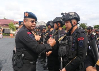 Wakapolda Sulut Pimpin Apel Penyambutan Personel Brimob Purna Tugas BKO Polda Papua
