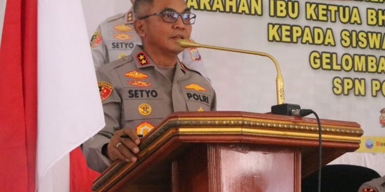 Kapolda Sulut Berikan Pembekalan kepada Siswa Diktukba Polri Gelombang II T.A. 2022