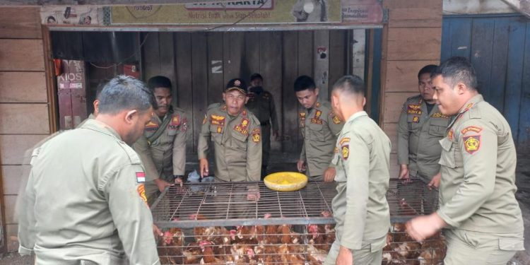Satpol PP Tertibkan Pedagang di Eks Pasar Serasi