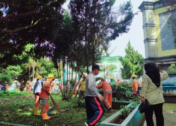 Setelah Dibersihkan Taman Kota Akan Ditata dan Diberlakukan Piket Malam