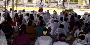 Hadiri Hari Raya Galungan, Bupati Limi Ajak Pererat Kerukunan dan Toleransi