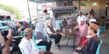 Tatong Bara Didoakan Pimpinan Pesantren Assalaam Manado
