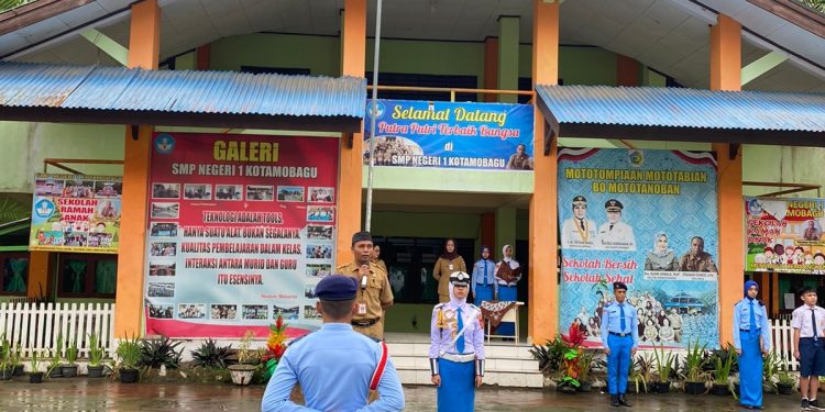 SMA Wira Bhakti Gorontalo Upacara di SMP Negeri 1 Kotamobagu
