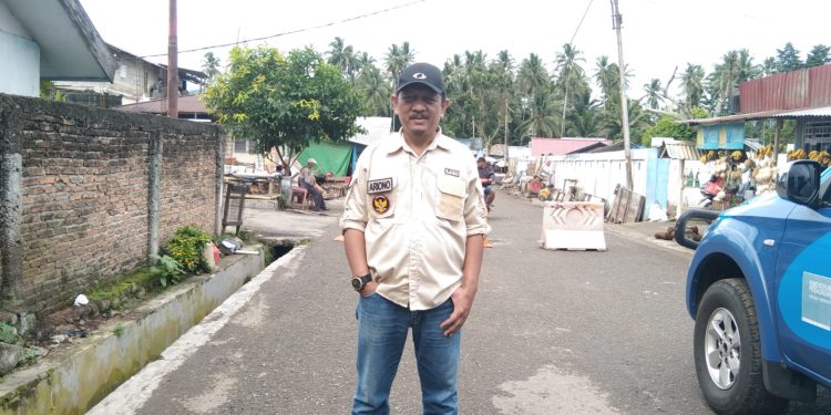 Mulai Jualan Dibahu Jalan, Pasar Poyowa Kecil Ditertibkan