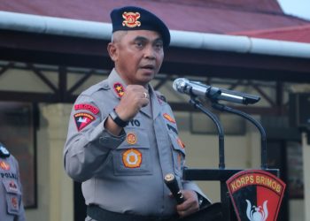 Kapolda Sulut Pimpin Apel Pemberangkatan 1 SSK Brimob BKO Polda Sulteng
