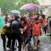 Kisah Polwan Humas Polda Sulut, Meliput Sambil Bantu Evakuasi Korban Banjir