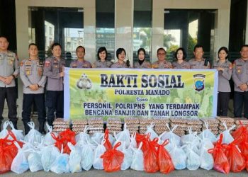 Polresta Manado Salurkan Bansos kepada Personel Polri yang Terdampak Banjir dan Tanah Longsor