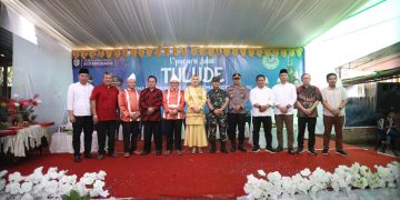 Didampingi Nayodo, Tatong Bara Hadiri Upacara Adat Tulude Jemaat GMIBM Pniel Gogagoman