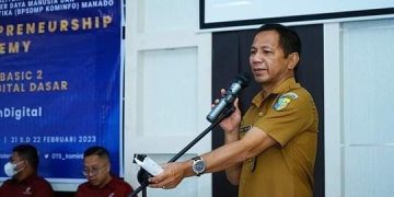 Sekretaris Daerah Bolmut dr. Jusnan C. Mokoginta, MARS, saat menyampaikan sambutannya