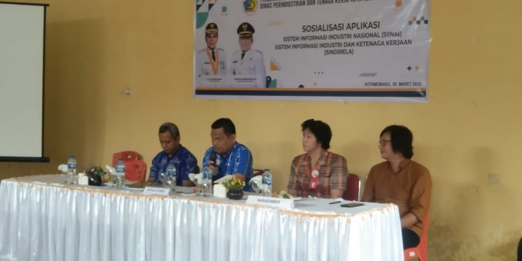 Disnaker Kotamobagu Sosialisasi Aplikasi SIINas dan SINDiRELA