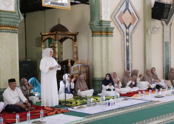 Hadiri Pelantikan BKMT Permata, Tatong Pesan Jaga Kebersamaan dan Kekompakan