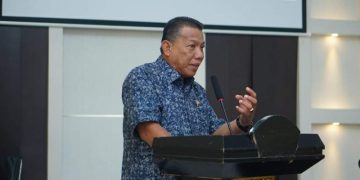 Bupati Bolmut, Drs. H. Depri Pontoh, saat membuka secara resmi Musrenbang RKPD Bolmut tahun 2024 (Foto : Istimewa)