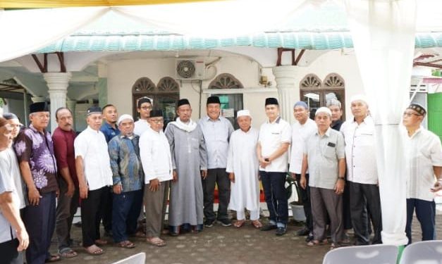 Wabup Asahan Letakkan Batu Pertama Pembangunan Musholla Siti Amin