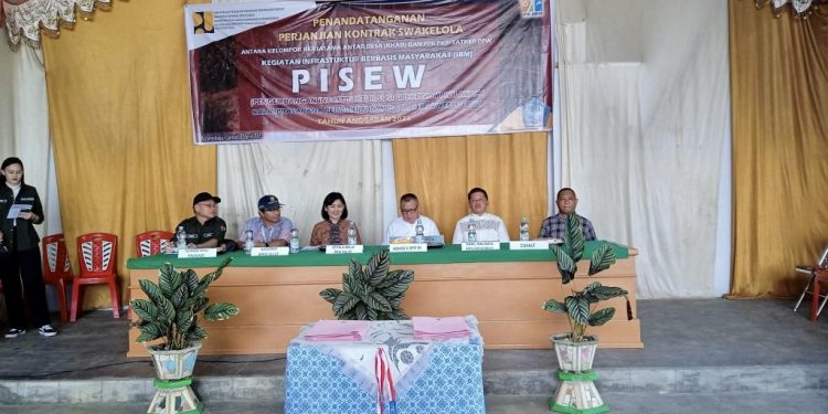 Nayodo Hadiri Penandatanganan Perjanjian Kontrak Swakelola KKAD