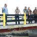 Bupati Tinjau Jembatan di Kecamatan Rawang Panca Arga