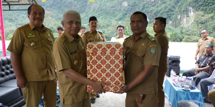 Bupati dan Wabup Asahan Resmikan Berbagai Fasilitas di Air Terjun Ponot