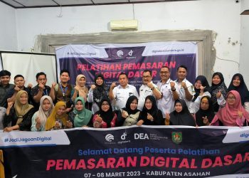 Wakili Bupati, Kadisnaker Buka Pelatihan Pemasaran Digital Dasar
