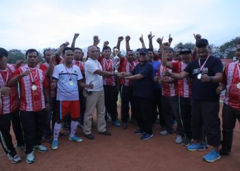 Sekda Tutup Turnamen Old Crack PWI Asahan 2023