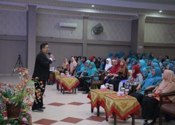 Ketua TP PKK Kabupaten Asahan Ikuti Seminar Parenting Nasional