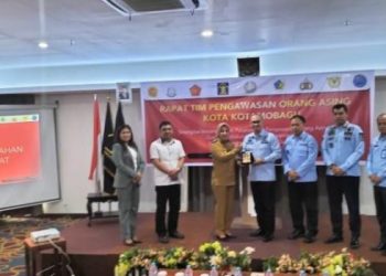 Ketua DPRD Kotamobagu Hadiri Rapat Timpora