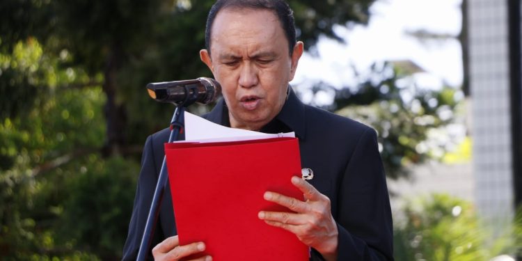 Dihadiri Wakil Bupati RD Dan Forkopimda, Bupati ROR Irup Peringatan Hardiknas dan Hari (OTDA) ke XXVII