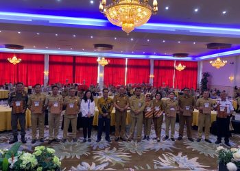 Diikuti OPD se-Bolmong, Limi Mokodompit Hadiri dan Buka Bimtek Manajemen Risiko