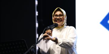 Tatong Bara – Nayodo Koerniawan Tutup Rangkaian HUT ke – 16 Kota Kotamobagu