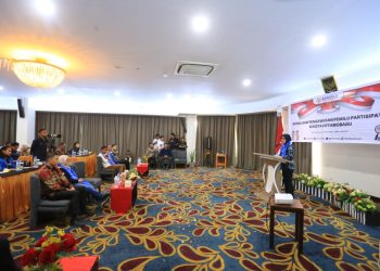 Dihadiri Anggota Bawaslu RI, Wali Kota Tatong Bara Buka Sosialisasi Partisipatif