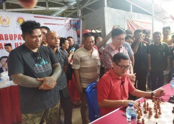 Bupati Joune Ganda Buka Open Tournament Catur yang Disponsori BRT