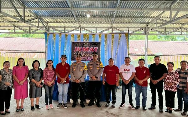 Jumat Bacerita di Motoling, Kapolres Minsel Dengarkan Aspirasi Warga dan Sosialisasikan CegahJo
