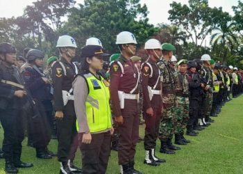 Kapolresta Manado Pimpin Apel Kesiapan Pengamanan Malam Takbiran