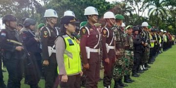Kapolresta Manado Pimpin Apel Kesiapan Pengamanan Malam Takbiran