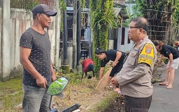 Lebih Dekat dengan Warga, Bhabinkamtibmas Polsek Sario Gelar Program “Baronang”