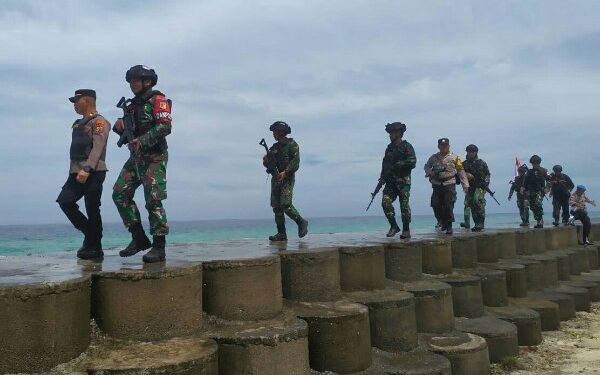 Sinergitas TNI dan Polri di Miangas, Lakukan Patroli Jaga Perbatasan Utara NKRI