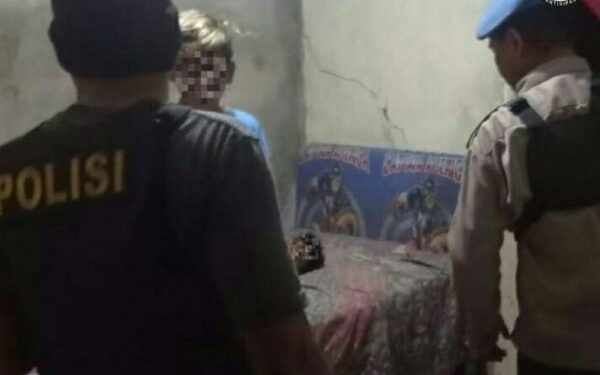 Hirup Lem Ehabond, 4 Anak Muda Diamankan Personel Polsek Mapanget