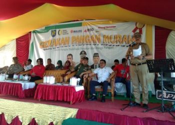 Bupati Limi Mokodompit Buka Gerakan Pangan Murah di Dumoga Tengah