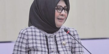 Standing Applause Dari DPRD Kotamobagu Atas Capaian Tatong Bara Karana Raih 10 Kali WTP