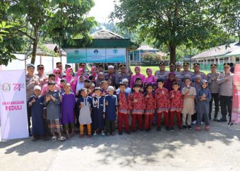 Jelang Hari Bhayangkara ke-77, Polres Kotamobagu Anjangsana ke Panti Asuhan dan Purnawirawan Polri