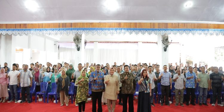 Tatong Buka Sosialisasi Cara Berpolitik, Peraturan Pemilu dan Seminar Politik Berkualitas