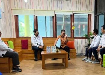 Bawa Aspirasi Masyarakat, Nayodo Sambangi Kantor PLN Kotamobagu