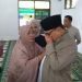 Didampingi Istri dan Anak Tercinta, Bupati Limi Mokodompit Sholat Idul Adha di Desa Muntoi