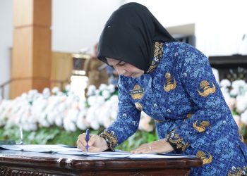 Tatong Bara Hadiri Pengukuhan Pengurus KORPRI Kotamobagu